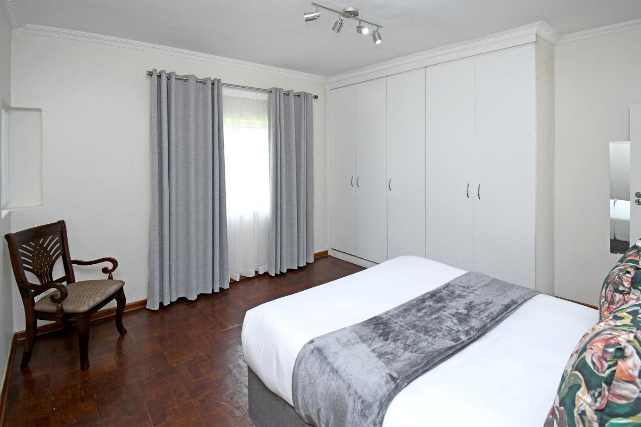 Zwelakho Furnished Apartments The Cube Johannesburgo Exterior foto