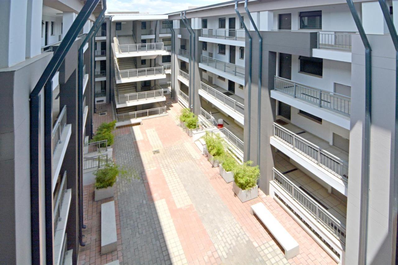Zwelakho Furnished Apartments The Cube Johannesburgo Exterior foto